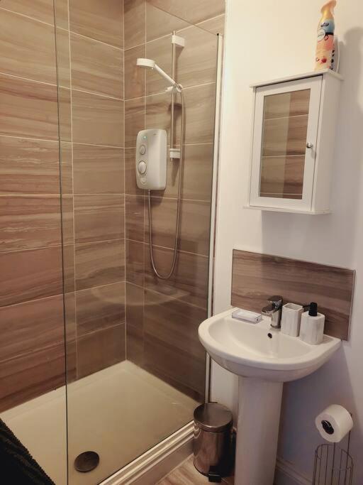 Апартаменты High Street, 2 Bed, Newly Refurb Лимингтон Экстерьер фото